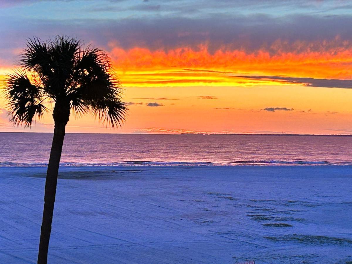 Always Summer On A White Sandy Beach Aparthotel Fort Myers Beach Exteriör bild