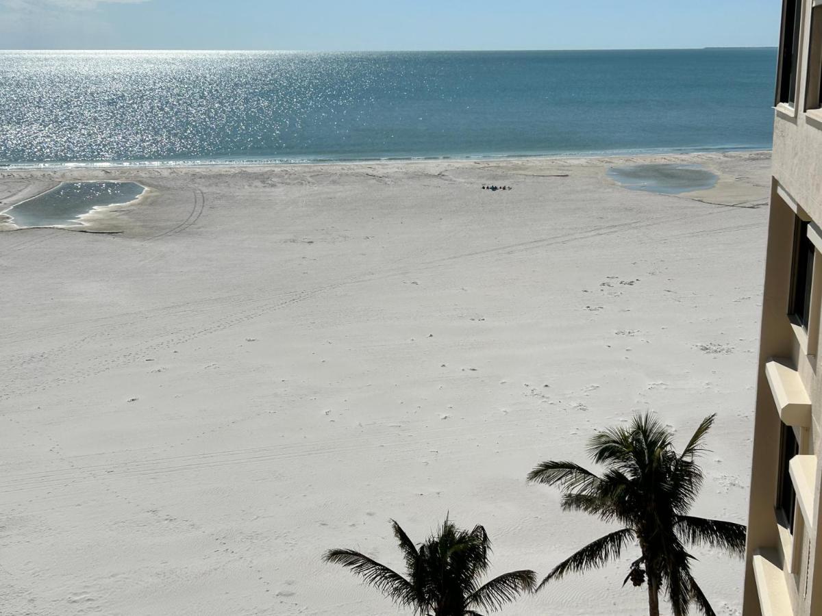 Always Summer On A White Sandy Beach Aparthotel Fort Myers Beach Exteriör bild